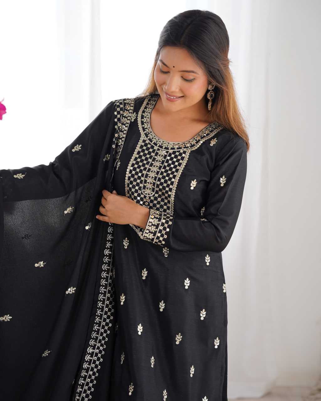 Ynf Chinon Silk KESH504 282 Suits & Dresses Wedding Collections Festive Collections Wholesale Embroidery Suits Ladies Silk Suit Wedding Outfits Manufacturer
