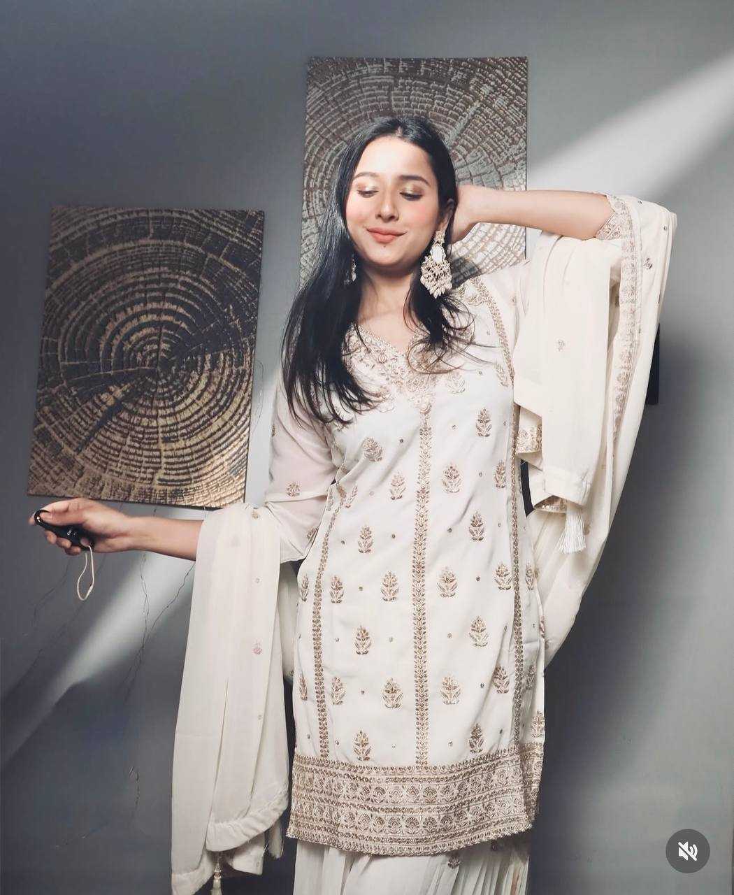 Ynf Chinon Silk KESH506 1170 Suits & Dresses Wholesale Ladies Suits Embroidery Suits Designer Suits Manufacturer