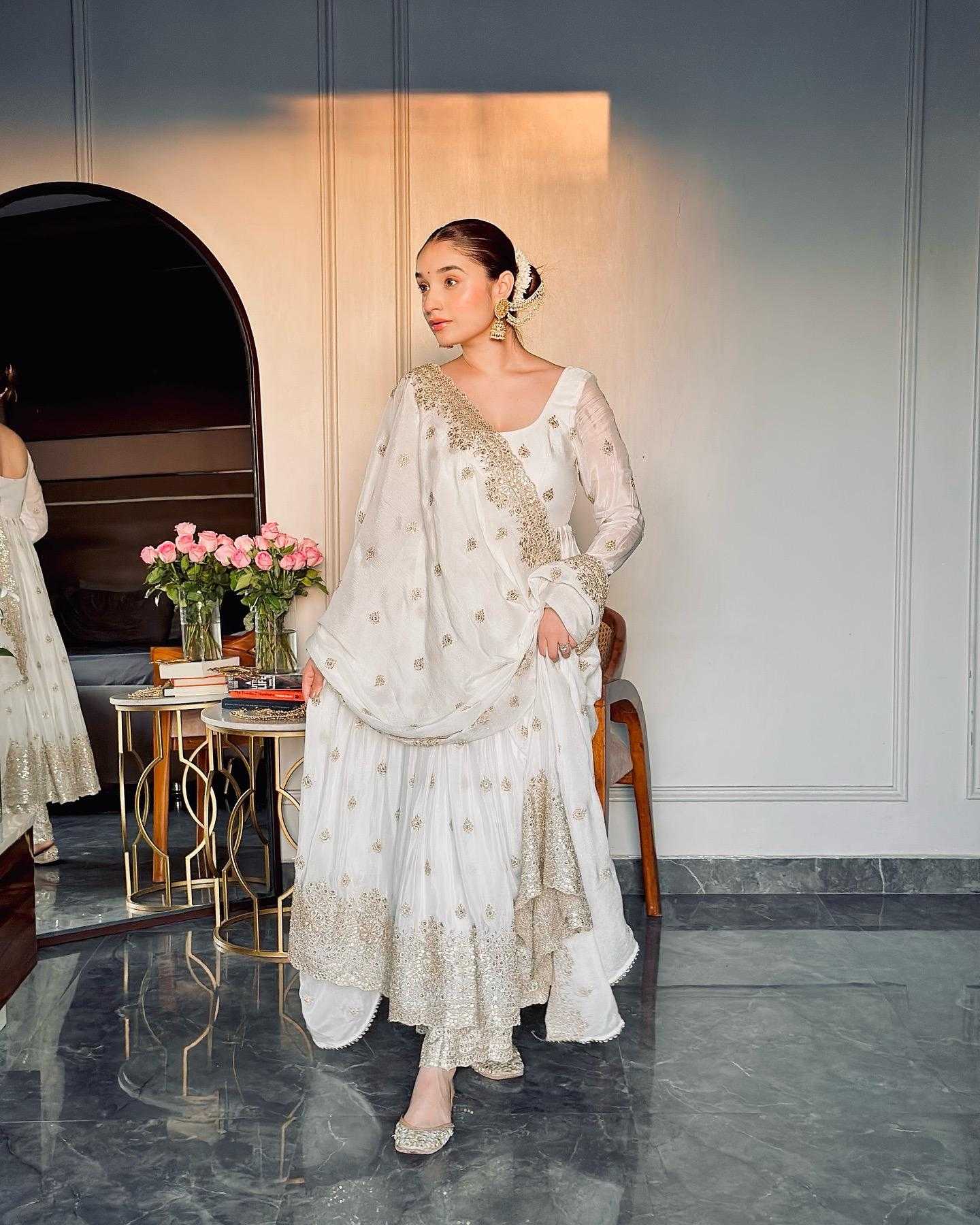 Ynf Chinon Silk KESH506 121 Gowns Wholesale Fancy Gowns Embroidery Gowns Designer Gowns Manufacturer