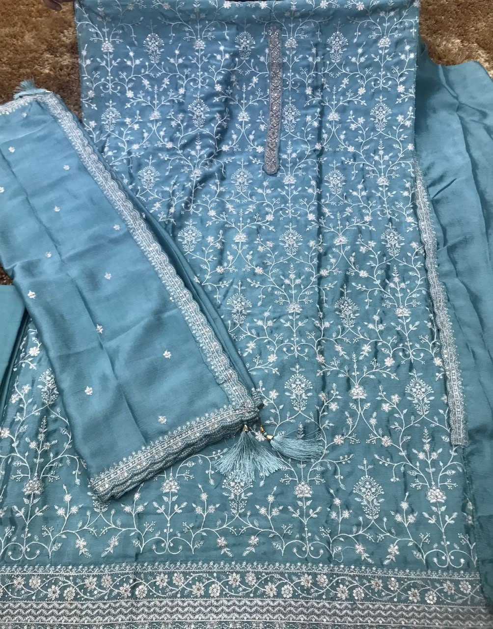 Ynf Chinon Suits & Dresses Wholesale Ladies Suits Zari Work Suit Embroidered Suits Manufacturer
