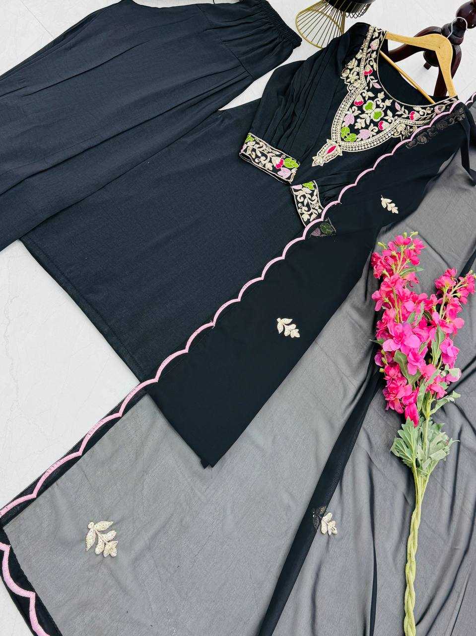 Ynf Cotton KESH158 9283 Suits & Dresses Wedding Collections Festive Collections Wholesale Embroidery Suits Cotton Suits Palazzo Suit Manufacturer