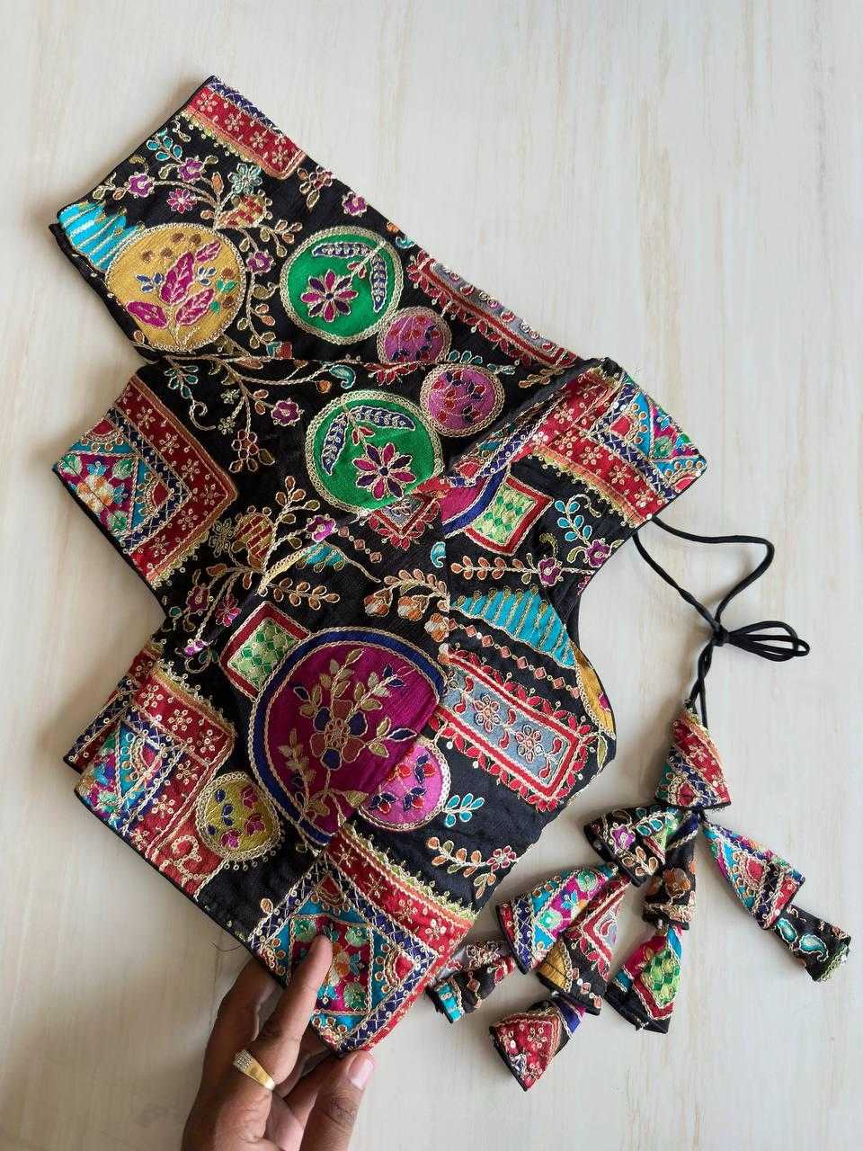Ynf Crepe KESH426 Position Readymade Blouses Wholesale Printed Blouse Designer Blouse Party Wear Blouse Manufacturer