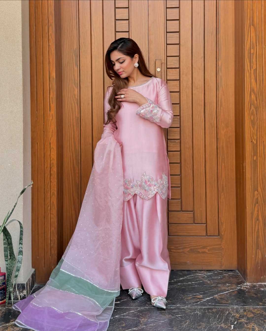 Ynf Crepe RIN197 4805 Suits & Dresses Wholesale Party wear suits Bridal Suits Designer Suits Manufacturer
