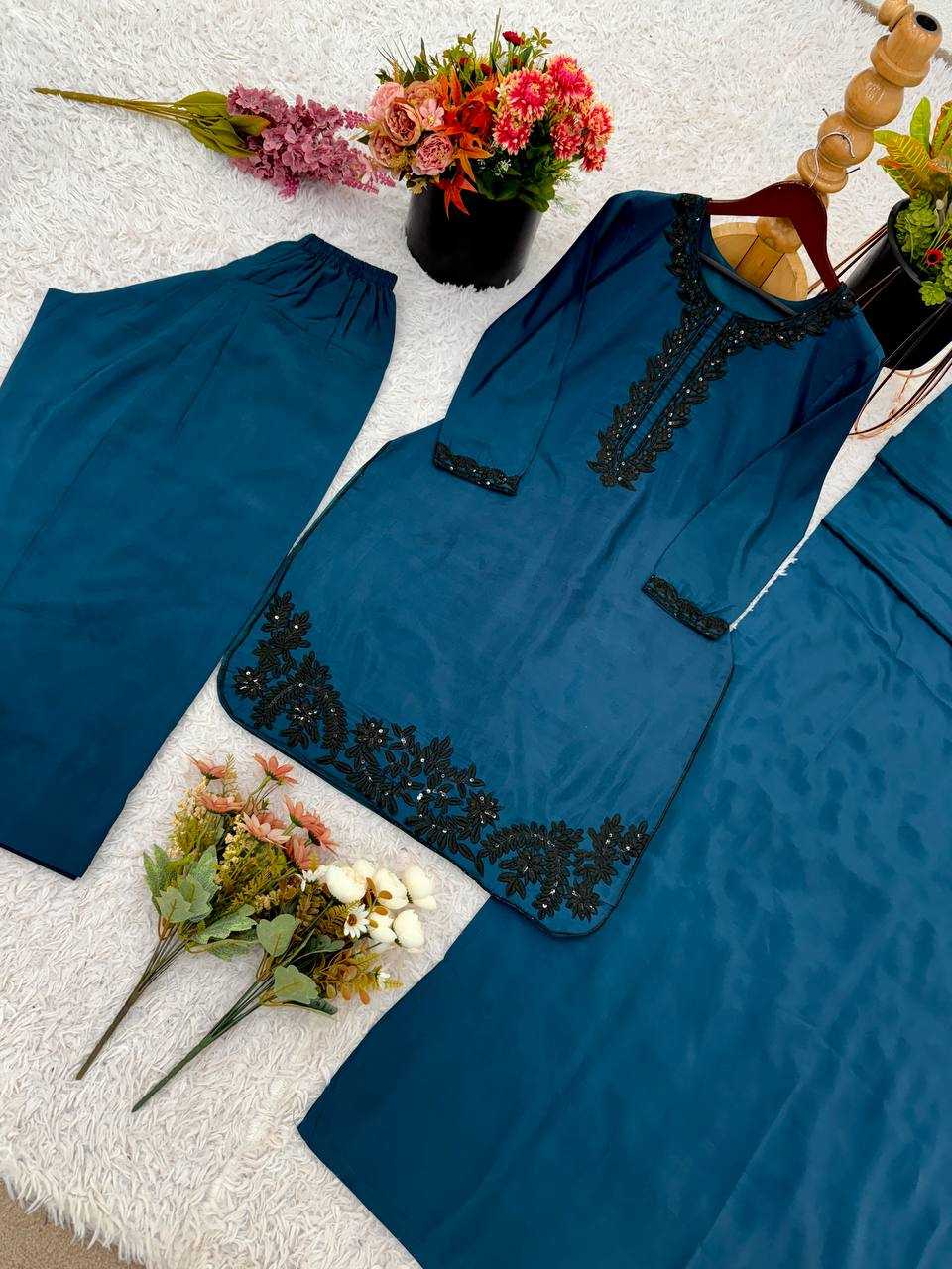 Ynf Crepe Silk KESH499 007 Kurti Wholesale Designer Kurtis Embroidered Kurtis Manufacturer
