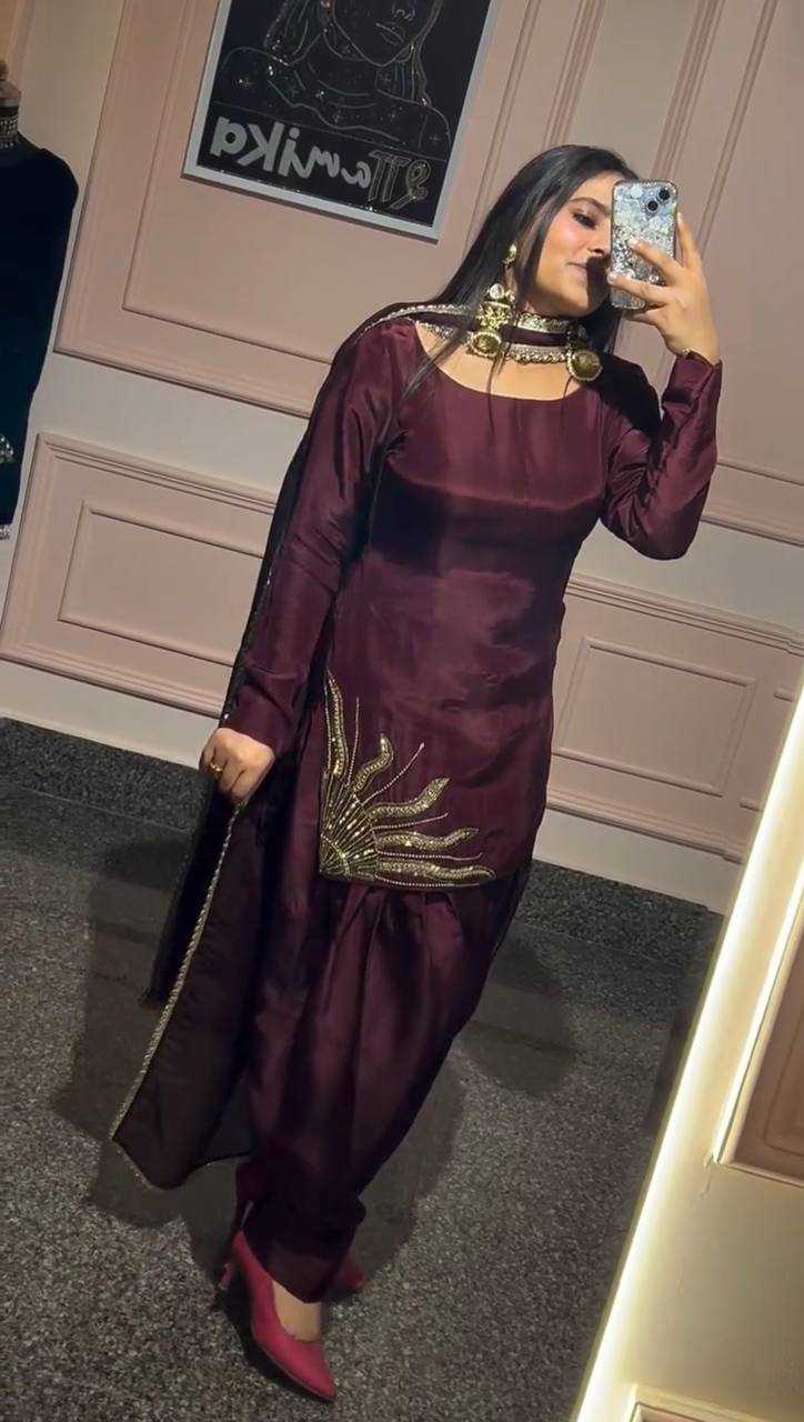 Ynf Crepe Silk KESH499 3120 Suits & Dresses Wholesale Party wear suits Silk Suits Handwork Suits Manufacturer