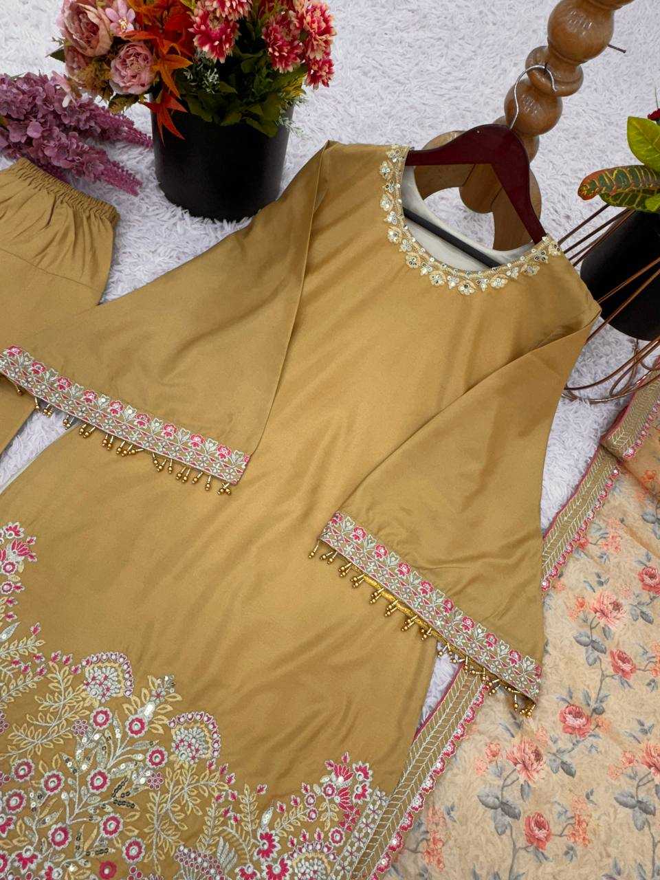 Ynf Crepe Silk KESH499 515 Suits & Dresses Wholesale Embroidery Suits Ladies Silk Suit Designer Suits Manufacturer