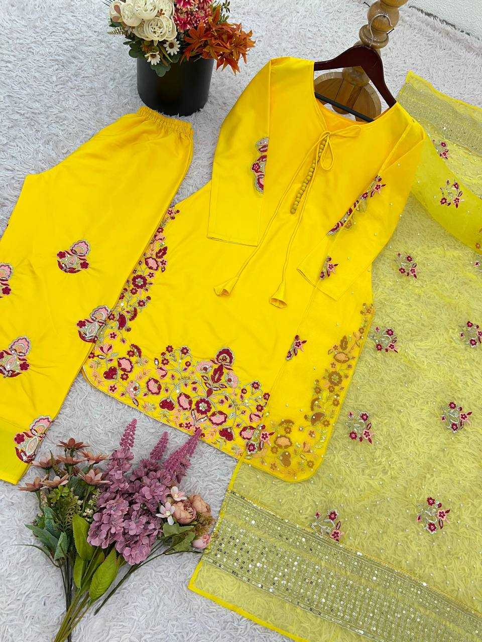 Ynf Crepe Silk KESH499 859 Suits & Dresses Wholesale Embroidery Suits Ladies Silk Suit Designer Suits Manufacturer
