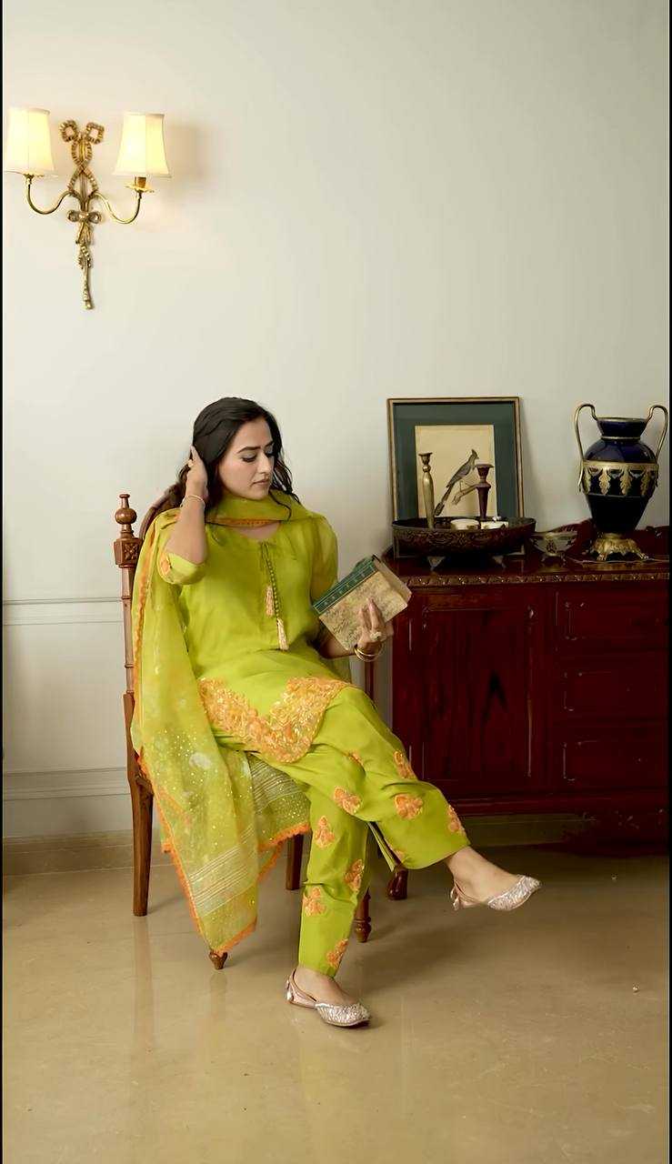 Ynf Crepe Silk KESH499 859 Suits & Dresses Wholesale Embroidery Suits Ladies Silk Suit Designer Suits Manufacturer