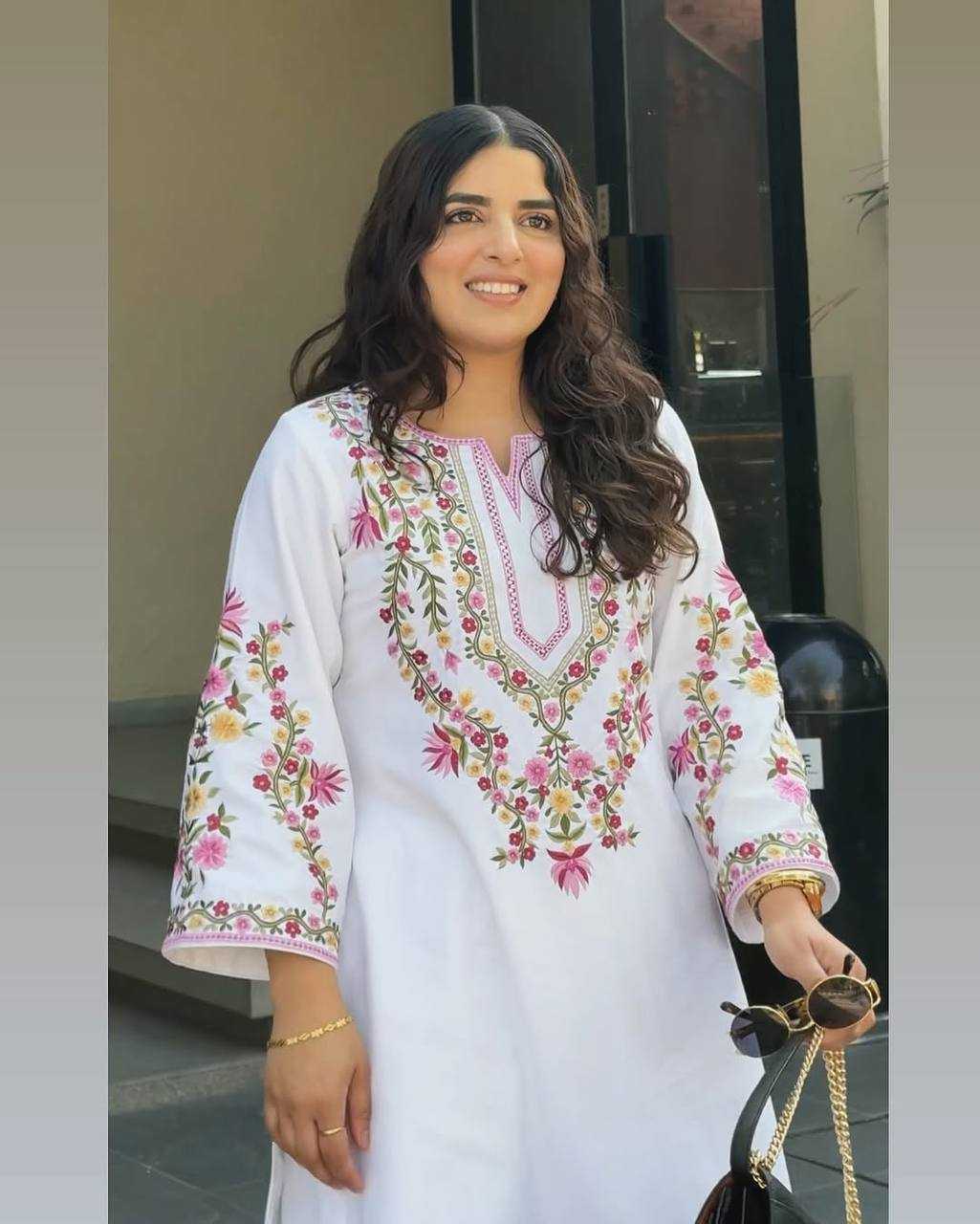 Ynf Crepe Silk RIN197 4770 Suits & Dresses Wholesale Embroidery Suits Bridal Suits Designer Suits Manufacturer