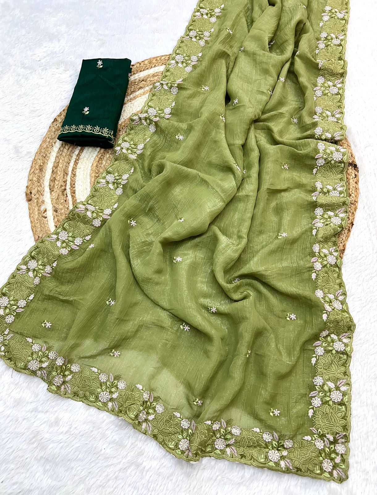 Ynf Crush Silk RIN198 Arrivals Silk Sarees Festive Collections Wholesale Designer Silk Sarees Silk Sarees For Weddings Embroidered Silk Sarees Manufacturer