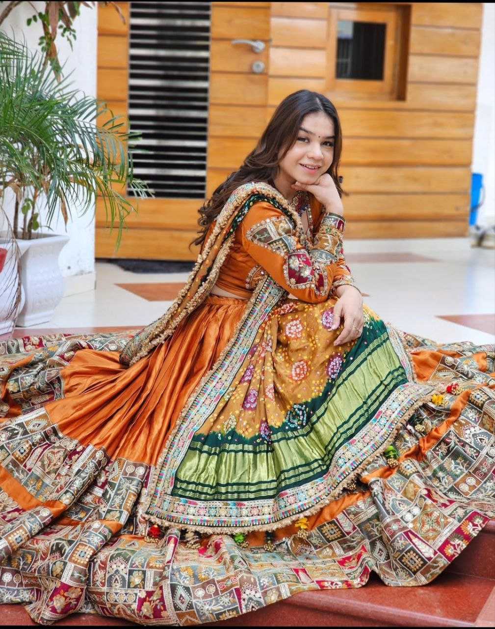 Ynf Dola Silk KESH495 Navratri Lehengas Festive Collections Wholesale Fancy Lehenga Rajwada Lehenga Navratri Chaniya Choli Manufacturer