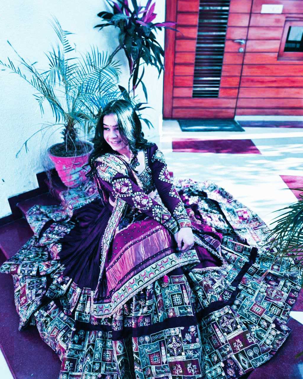 Ynf Dola Silk KESH495 Navratri Lehengas Festive Collections Wholesale Fancy Lehenga Rajwada Lehenga Navratri Chaniya Choli Manufacturer