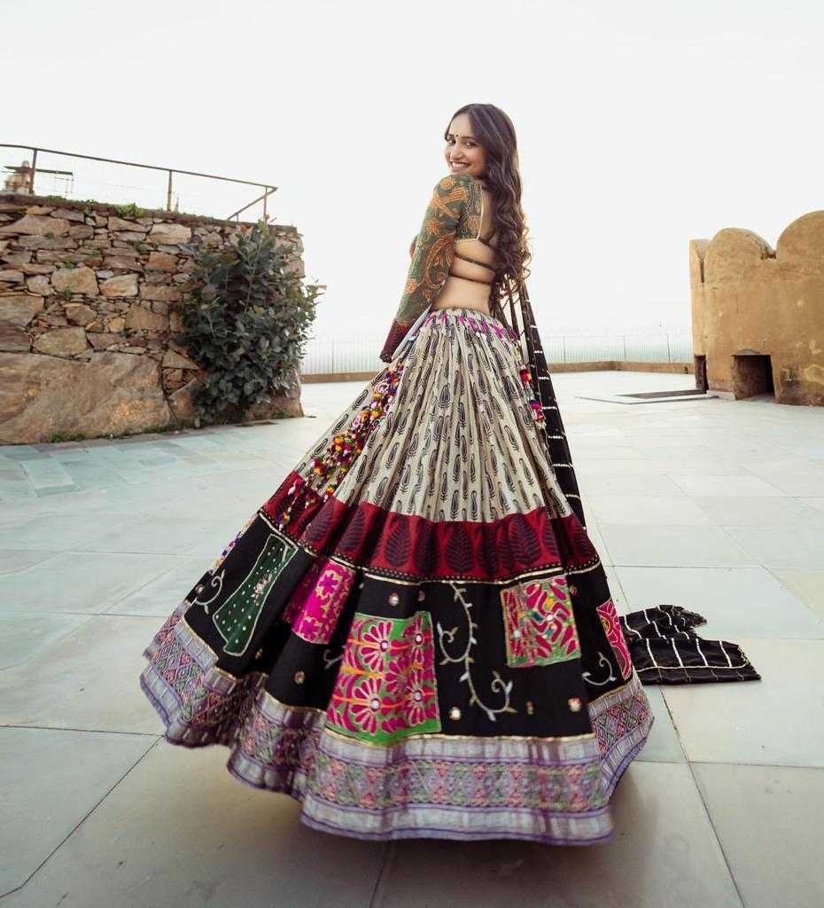 Ynf Dola Silk KESH495 trending Lehengas Wholesale Designer Lehenga Fancy Lehenga Silk Lehenga Manufacturer