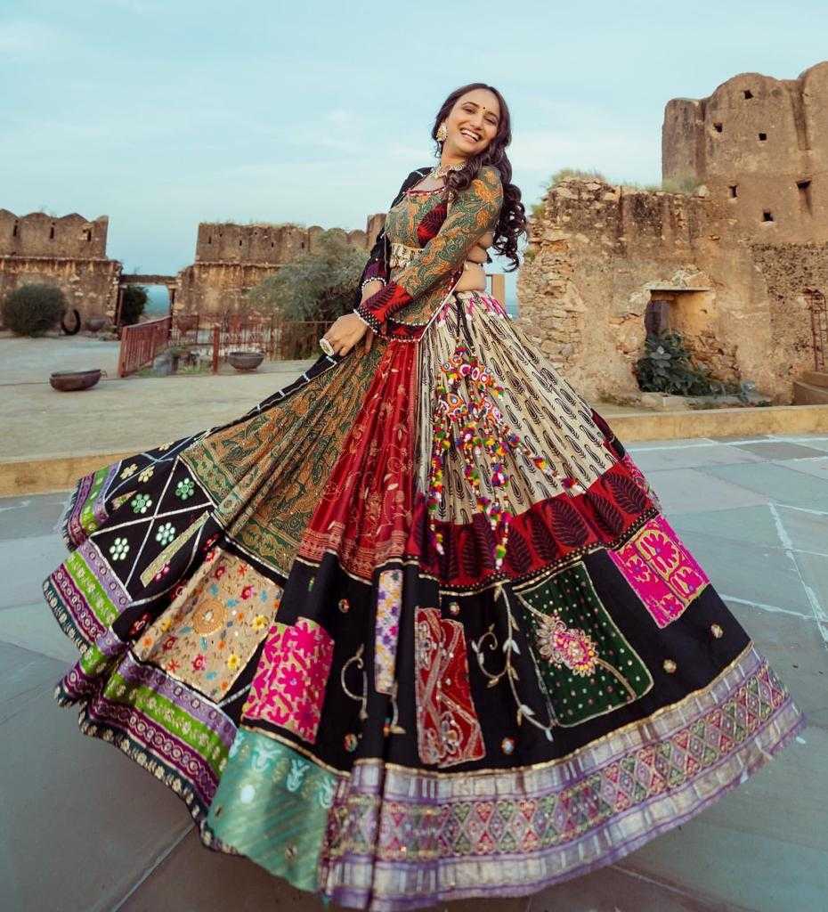 Ynf Dola Silk KESH495 trending Lehengas Wholesale Designer Lehenga Fancy Lehenga Silk Lehenga Manufacturer