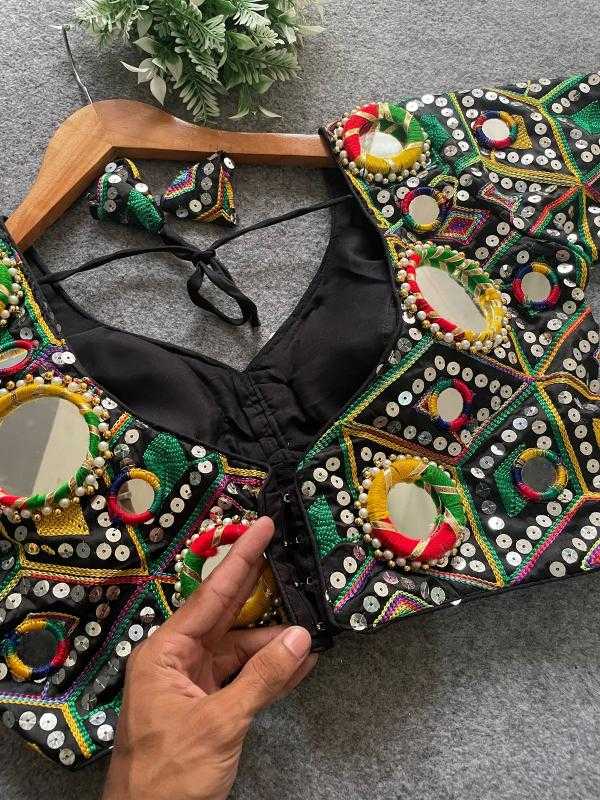 Ynf Fancy KESH426 SHABYACHI Readymade Blouses Wholesale Designer Blouse Embroidered Blouses Party Wear Blouse Manufacturer