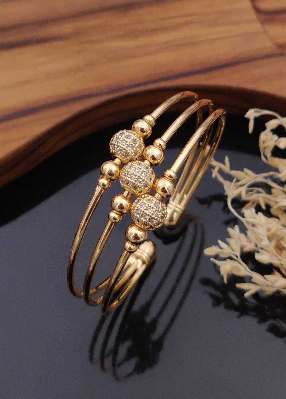 Ynf Fancy Womens Jewellery Wholesale Brass Gold Bracelets Golden Bracelet Fashion Bracelets Manufacturer