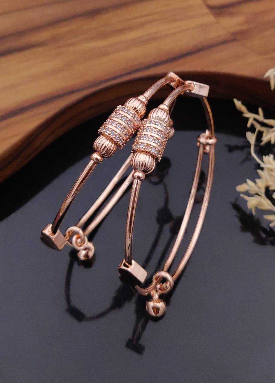 Ynf Fancy Womens Jewellery Wholesale Brass Gold Bracelets Golden Bracelet Fashion Bracelets Manufacturer