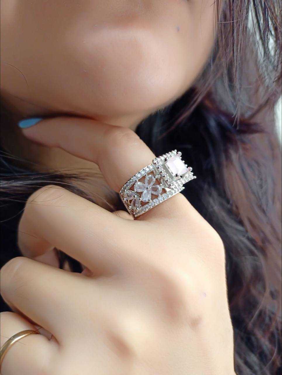 Ynf Fancy Womens Jewellery Wholesale Finger Rings Metal Finger Ring Fashion Rings Manufacturer