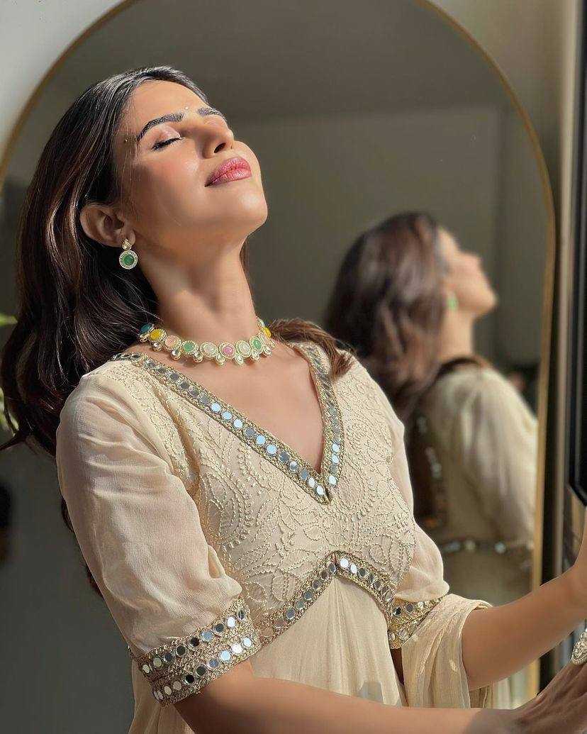 Ynf Faux Georgette KESH490 615 Gowns Festive Collections Wholesale Embroidery Gowns Georgette Gown Onam Collections Manufacturer