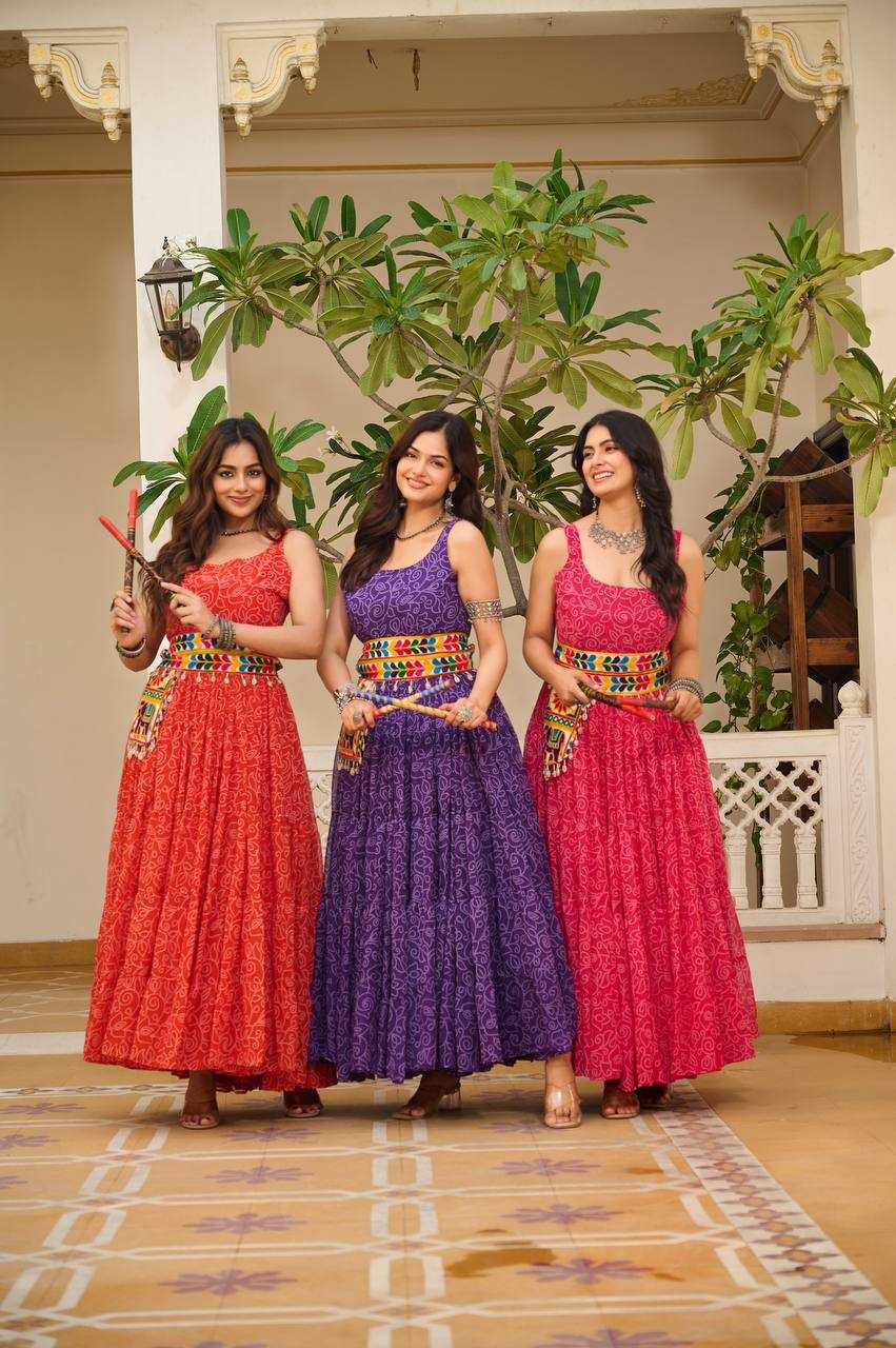Ynf Georgette KESH498 110 Gowns Wholesale Fancy Gowns Party Gowns Long Gowns Manufacturer