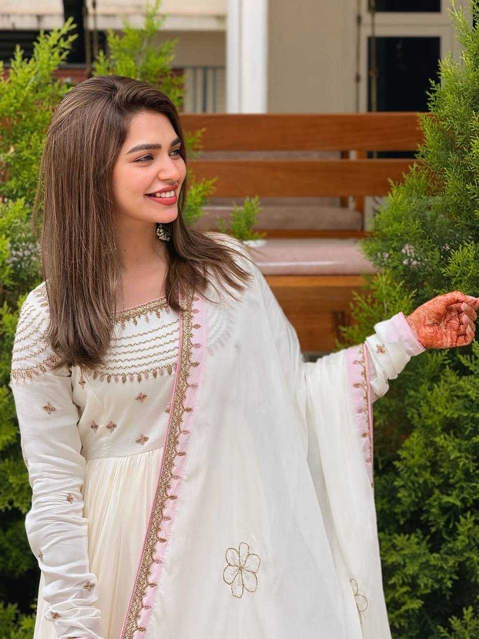 Ynf Georgette KESH499 426 Gowns Wedding Collections Festive Collections Wholesale Embroidery Gowns Georgette Gown Gown With Dupatta Manufacturer