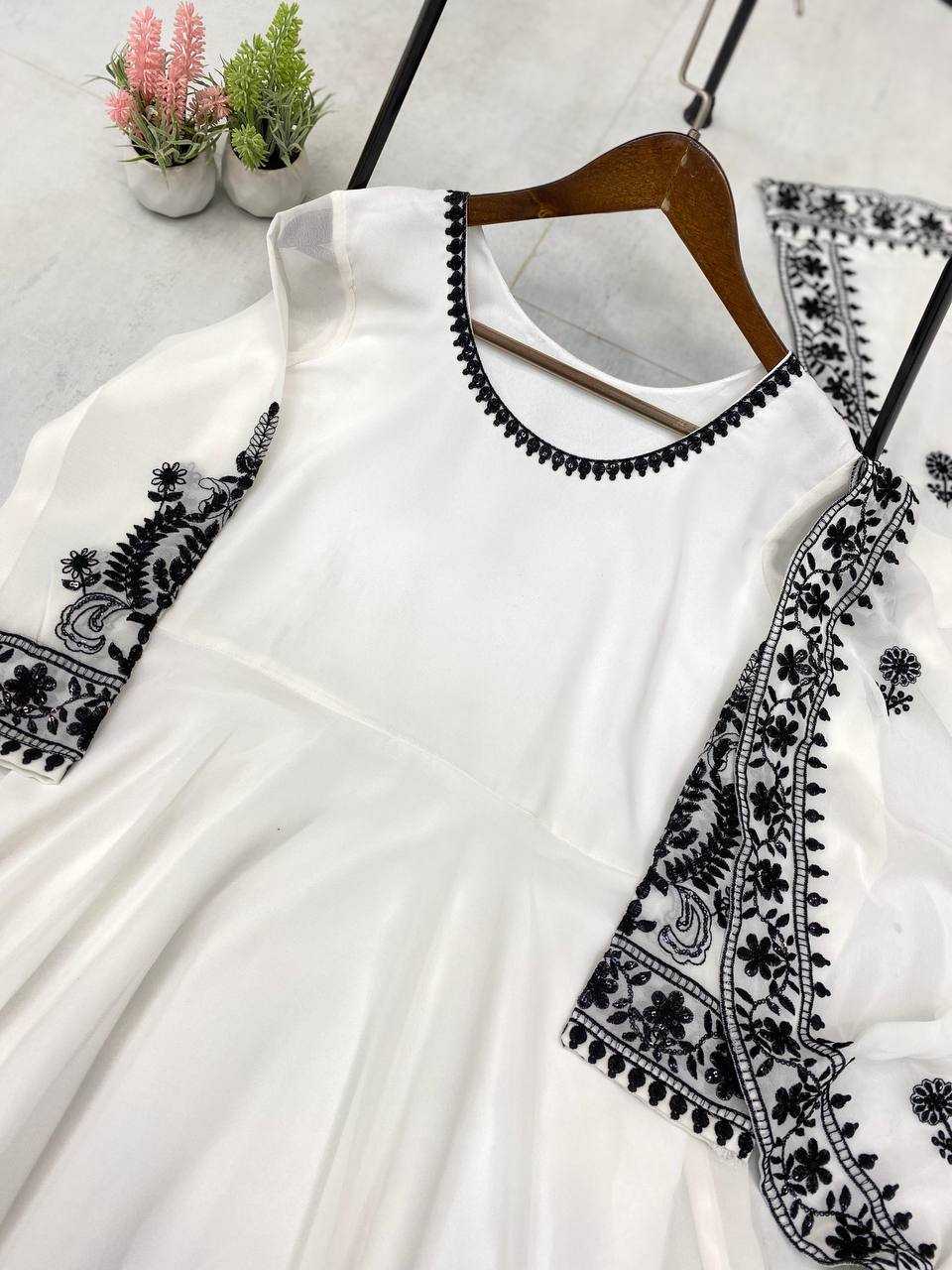 Ynf Georgette RIN141 1958 Gowns Wedding Collections Festive Collections Wholesale Embroidery Gowns Georgette Gown Sequin Gowns Manufacturer