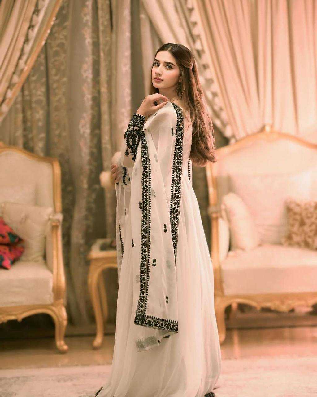 Ynf Georgette RIN141 1958 Gowns Wedding Collections Festive Collections Wholesale Embroidery Gowns Georgette Gown Sequin Gowns Manufacturer