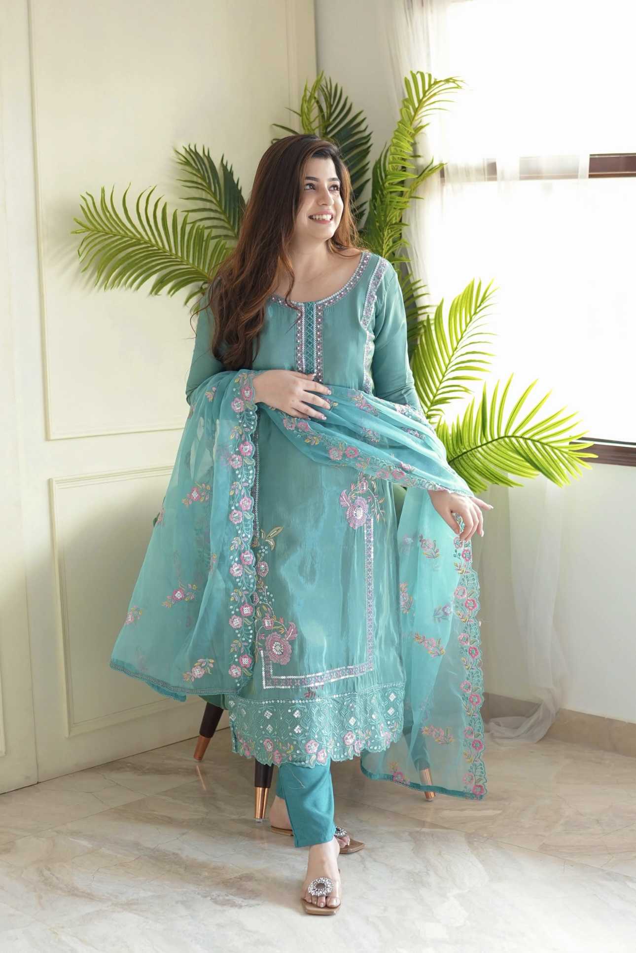 Ynf Heavy Chinnon Silk KESH490 649 Kurti Wholesale Party Wear Kurtis Designer Kurtis Manufacturer