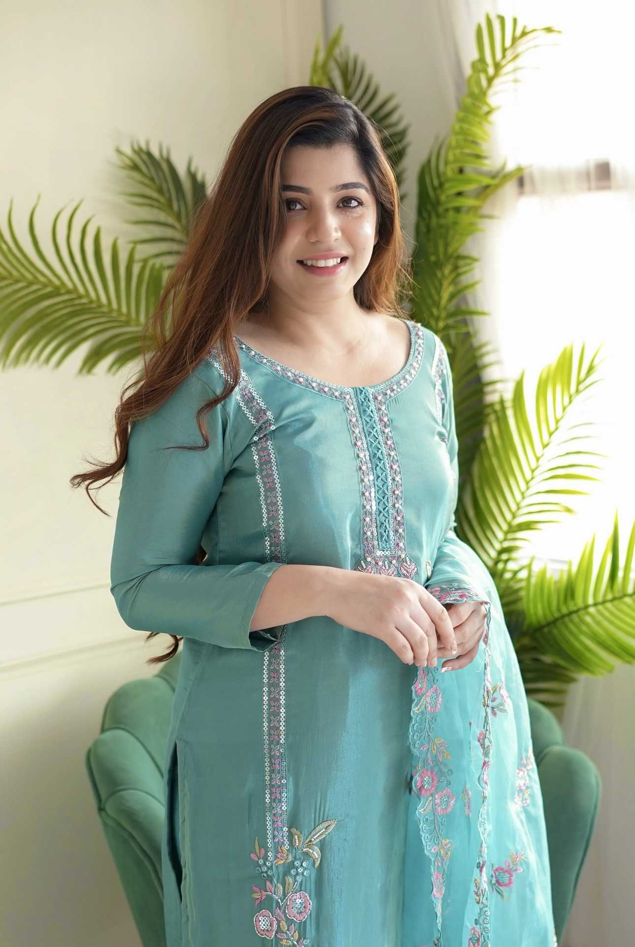 Ynf Heavy Chinnon Silk KESH490 649 Kurti Wholesale Party Wear Kurtis Designer Kurtis Manufacturer