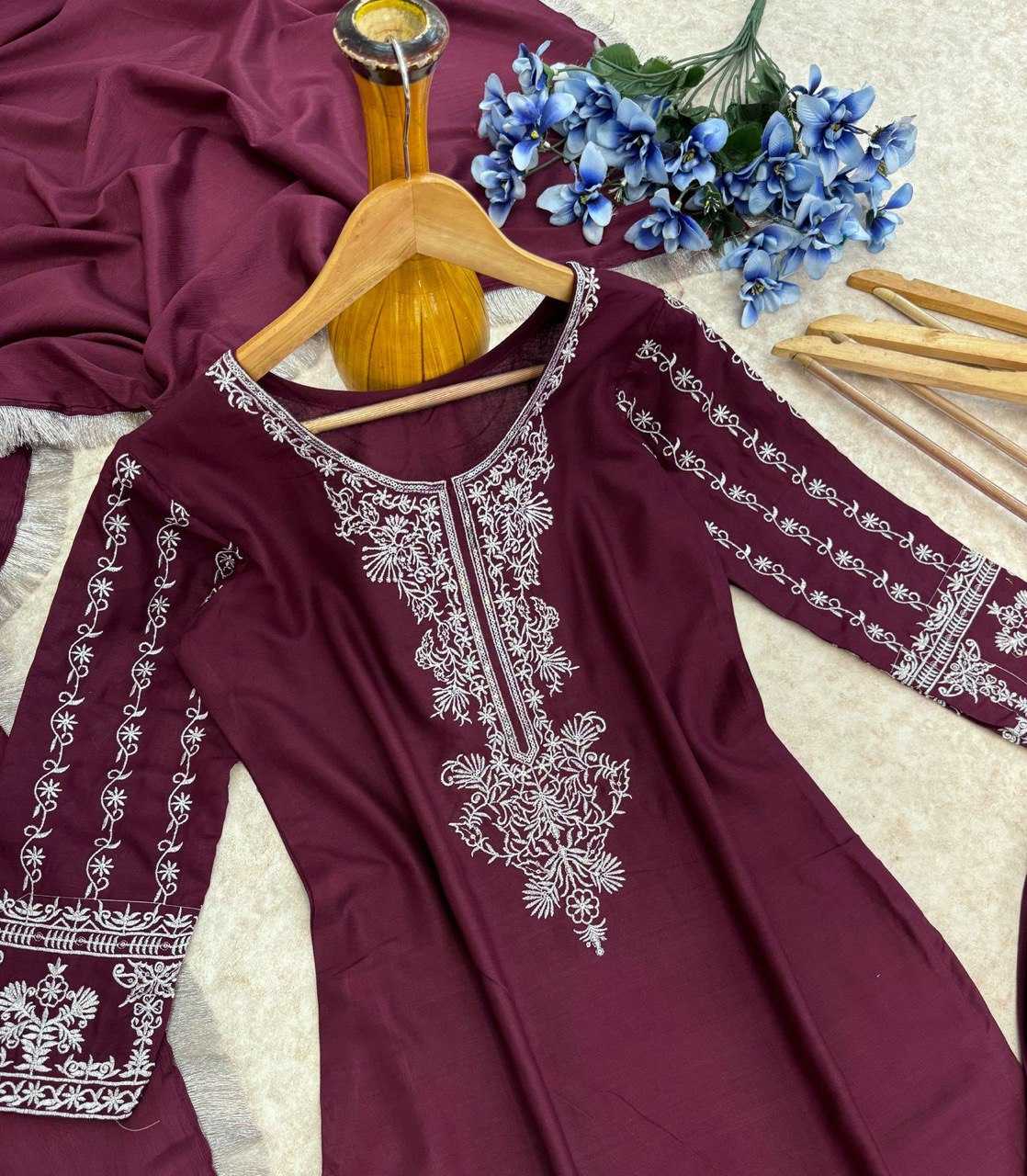 Ynf Heavy Rayon KESH510 1112 Suits & Dresses Plus Size Collections Wholesale Embroidery Suits Party wear suits Manufacturer