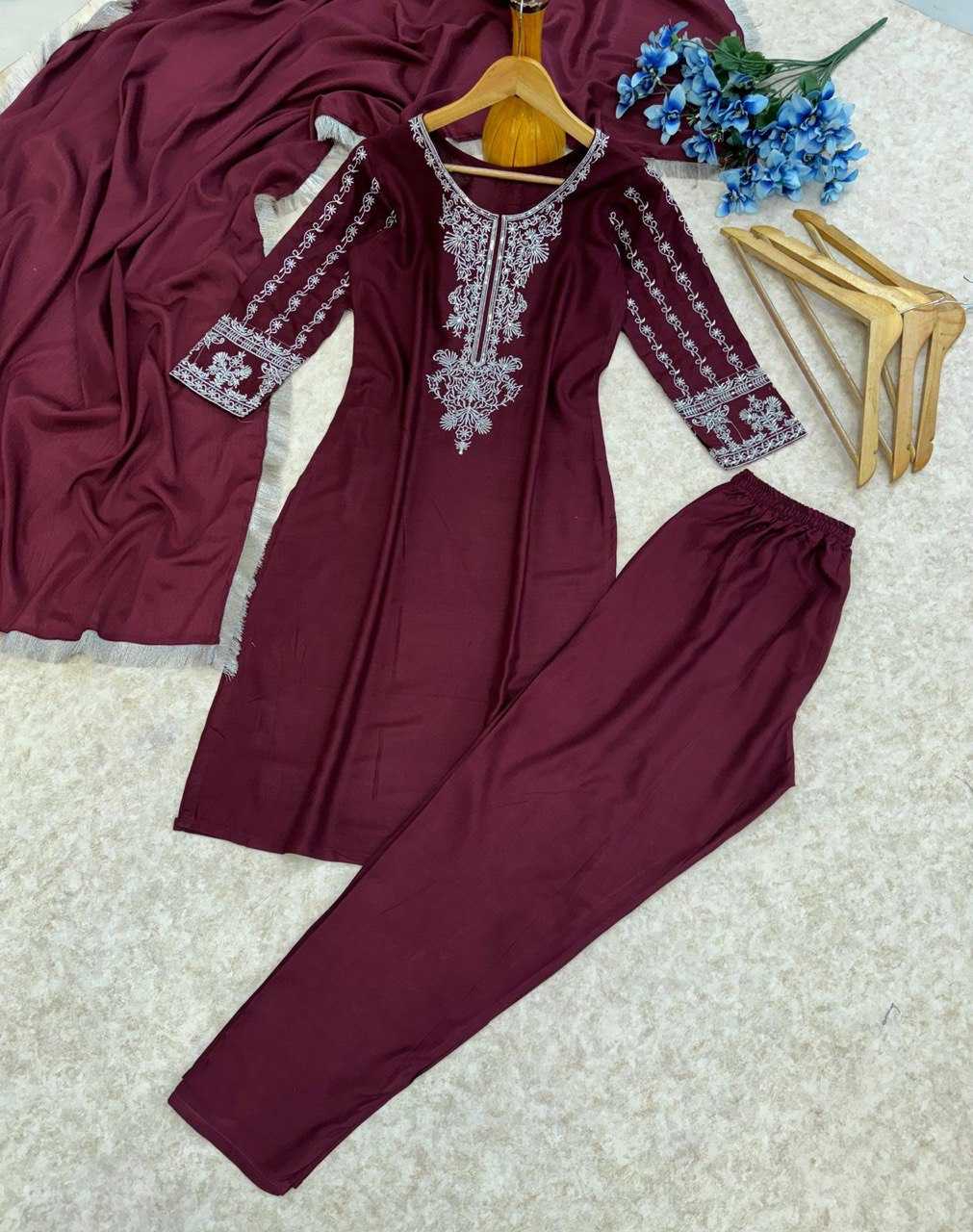 Ynf Heavy Rayon KESH510 1112 Suits & Dresses Plus Size Collections Wholesale Embroidery Suits Party wear suits Manufacturer