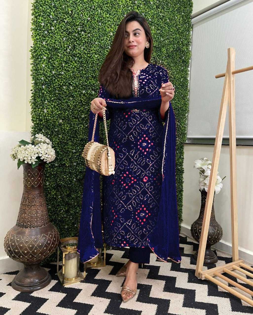 Ynf Heavy Rayon KESH510 1114 Suits & Dresses Plus Size Collections Wholesale Embroidery Suits Party wear suits Manufacturer