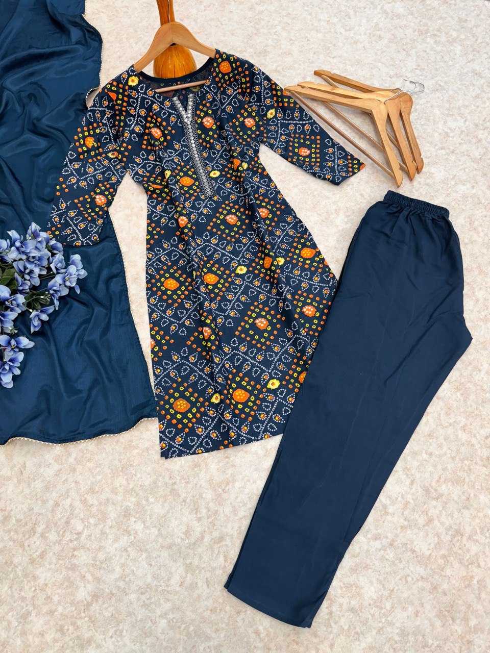 Ynf Heavy Rayon KESH510 1114 Suits & Dresses Plus Size Collections Wholesale Embroidery Suits Party wear suits Manufacturer