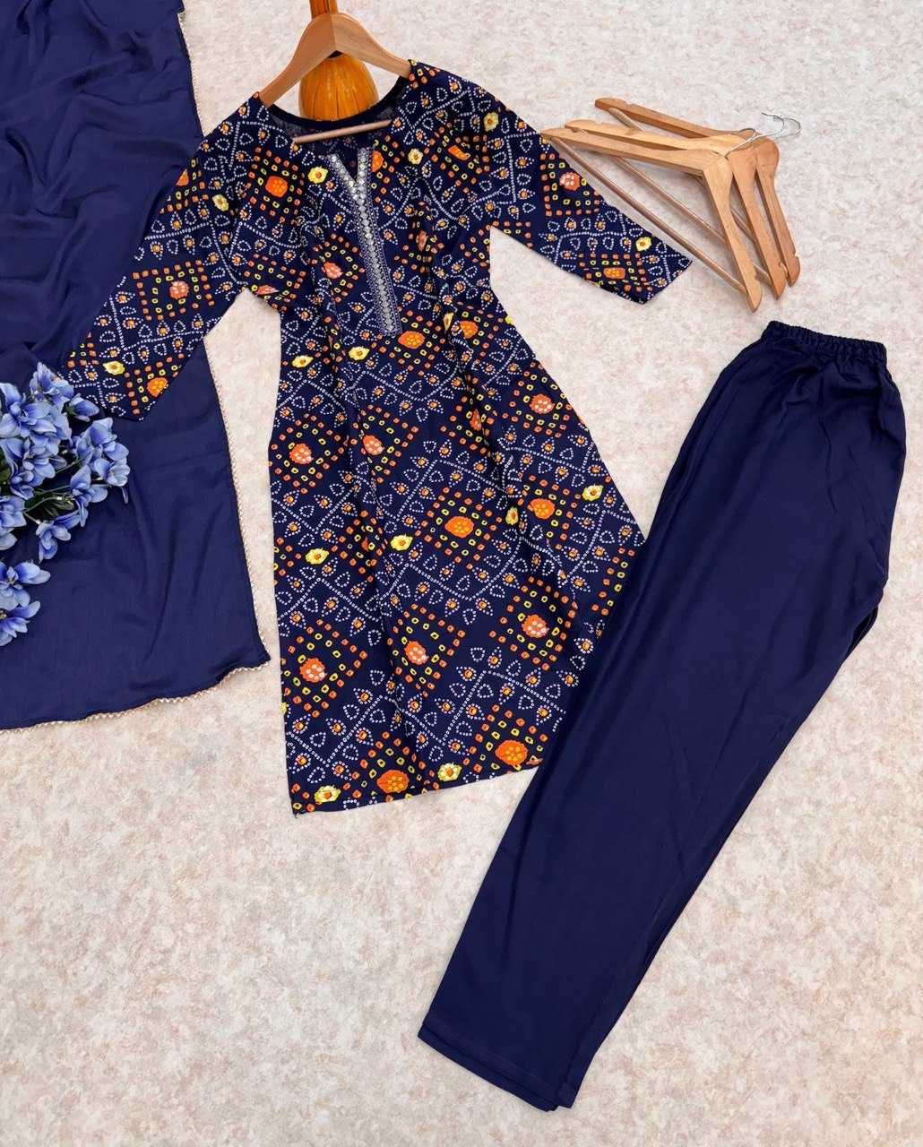 Ynf Heavy Rayon KESH510 1114 Suits & Dresses Plus Size Collections Wholesale Embroidery Suits Party wear suits Manufacturer