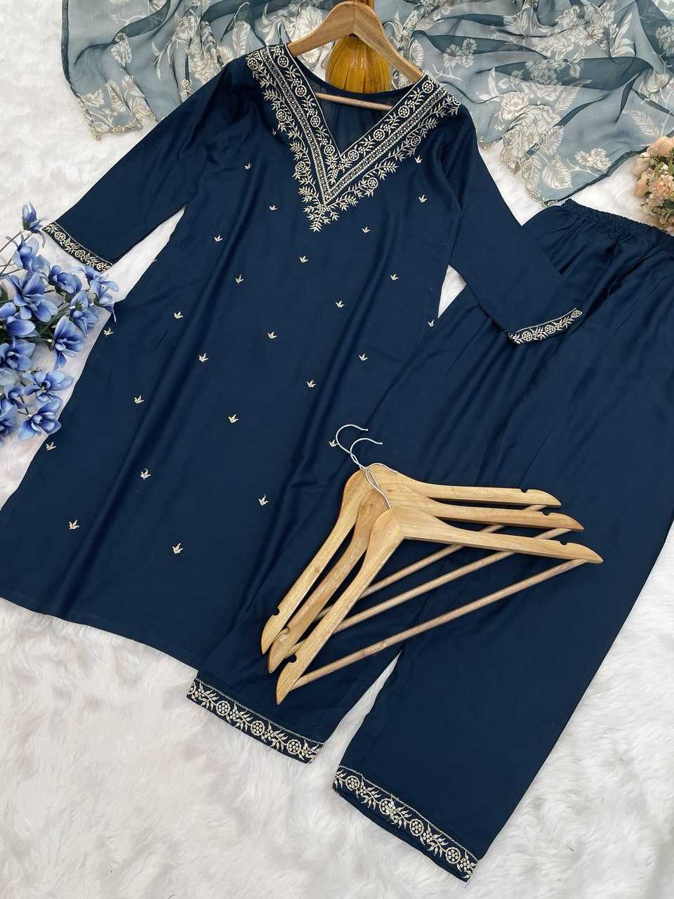 Ynf Heavy Rayon KESH510 1118 Suits & Dresses Plus Size Collections Wholesale Embroidery Suits Designer Suits Manufacturer