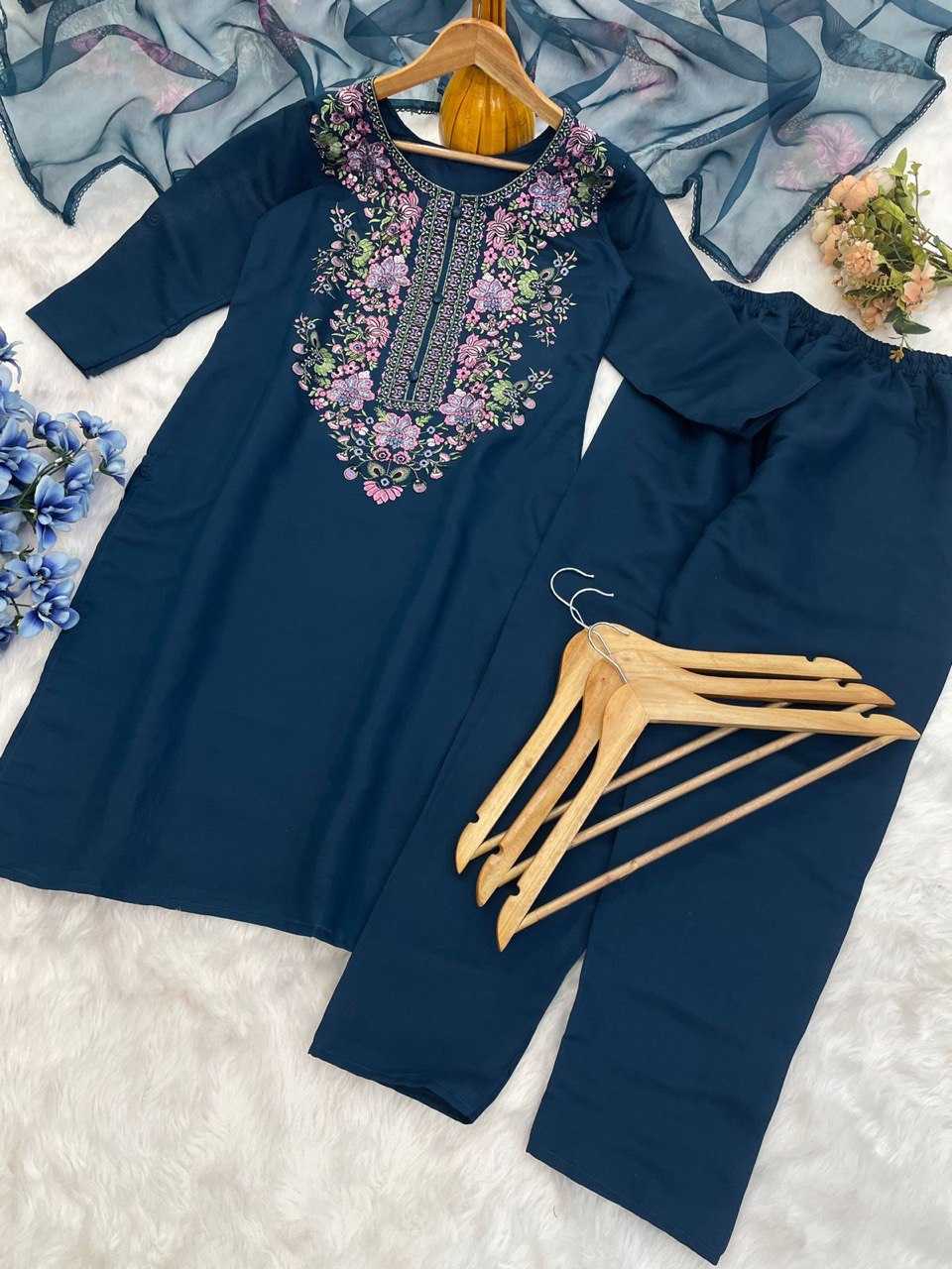 Ynf Heavy Rayon KESH510 1120 Suits & Dresses Plus Size Collections Wholesale Embroidery Suits Party Wear Dresses Manufacturer
