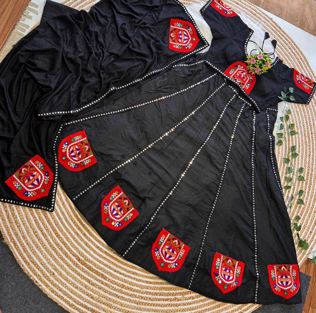 Ynf Heavy Rayon RIN206 565 Gowns Wholesale Wedding Gown Designer Gowns Black Gown Manufacturer