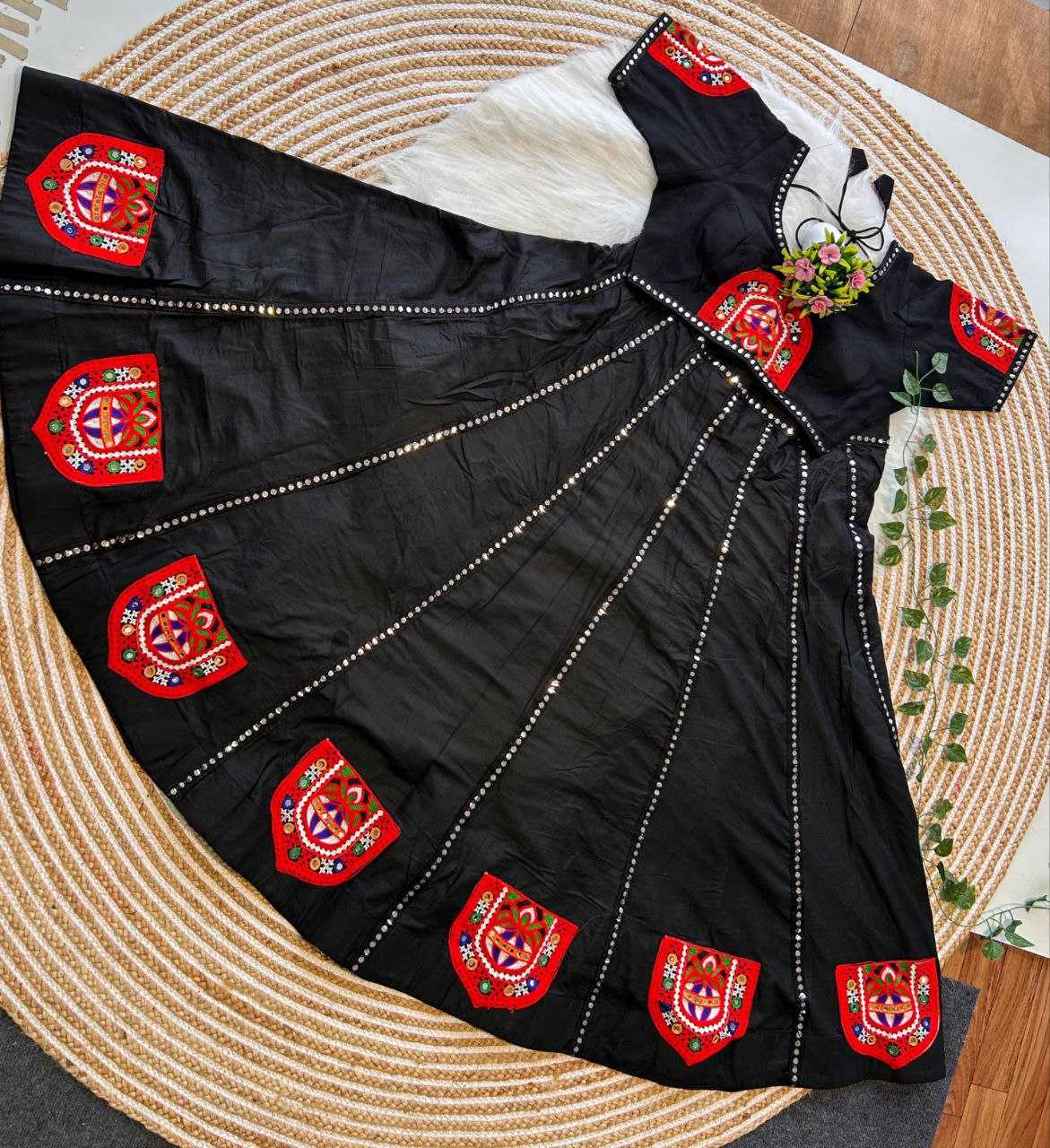 Ynf Heavy Rayon RIN206 565 Gowns Wholesale Wedding Gown Designer Gowns Black Gown Manufacturer