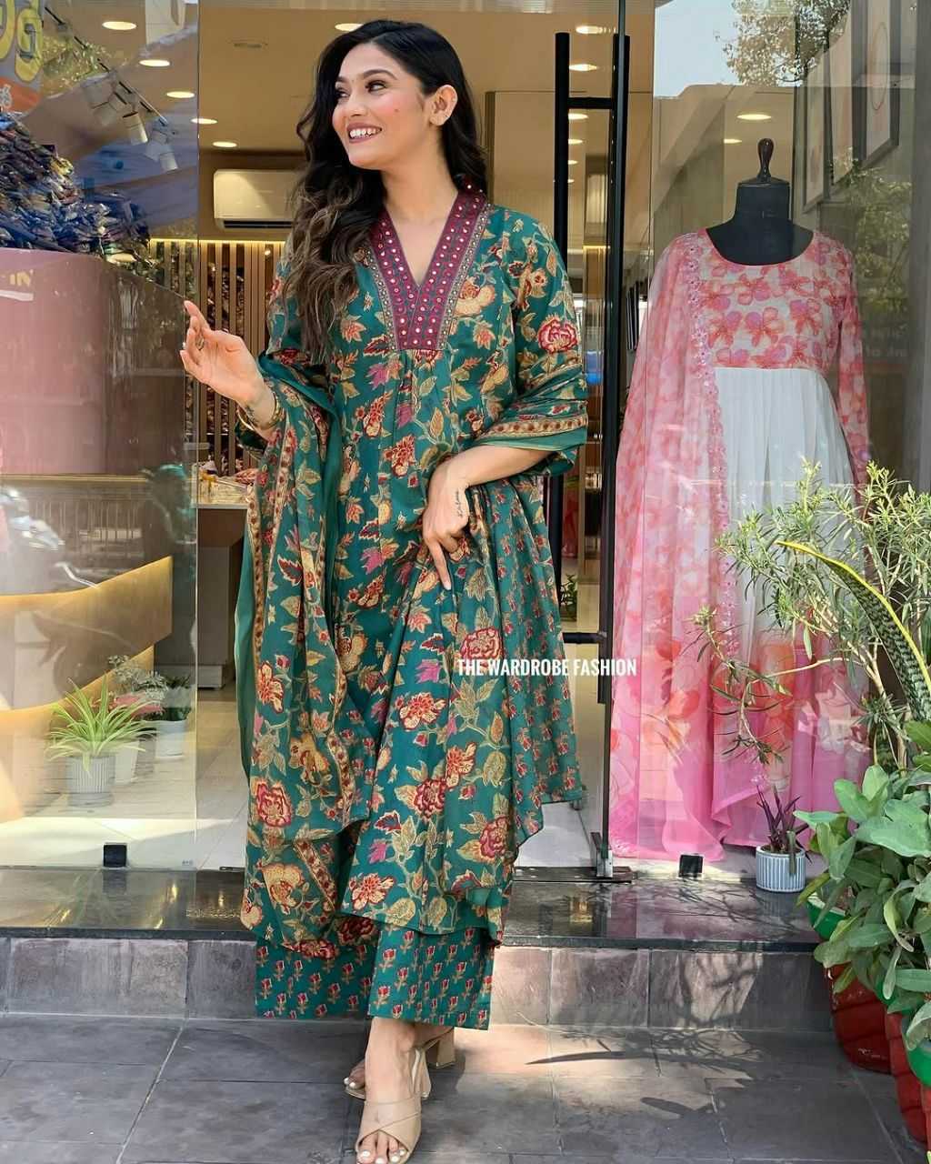 Ynf Heavy Rayon RIN222 SI-237 Kurti Wholesale Designer Kurtis Printed Kurtis Rayon Kurtis Manufacturer