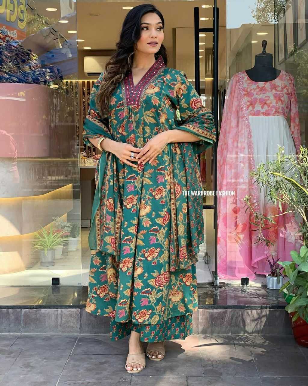 Ynf Heavy Rayon RIN222 SI-237 Kurti Wholesale Designer Kurtis Printed Kurtis Rayon Kurtis Manufacturer