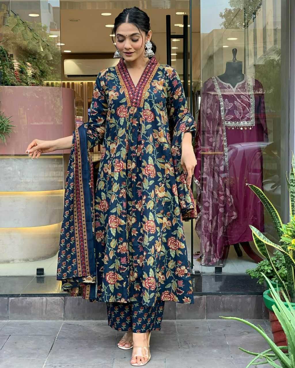 Ynf Heavy Rayon RIN222 SI-237 Kurti Wholesale Designer Kurtis Printed Kurtis Rayon Kurtis Manufacturer