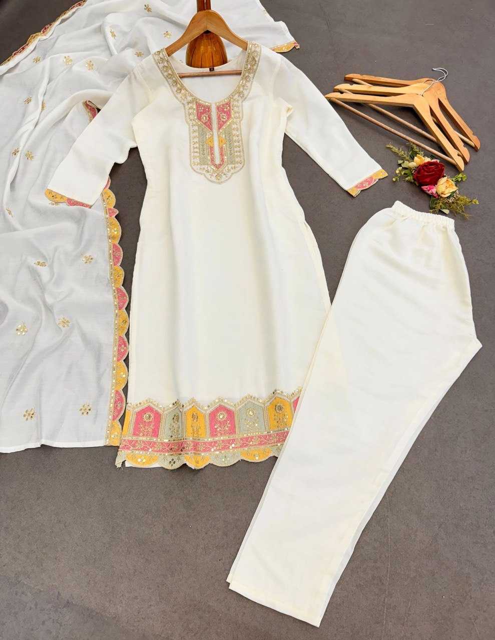 Ynf Heavy Roman Silk KESH510 1010 Kurti Plus Size Collections Wholesale Designer Kurtis Embroidered Kurtis Manufacturer