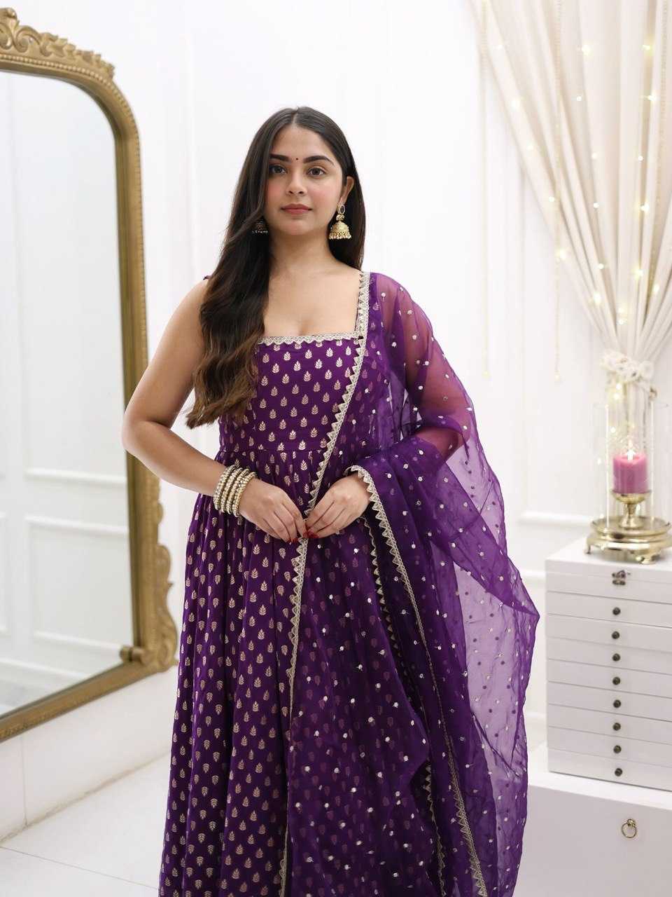 Ynf Jacquard RIN162 5882 Gowns Wedding Collections Festive Collections Wholesale Silk Gowns Gown With Dupatta Lace Gowns Manufacturer