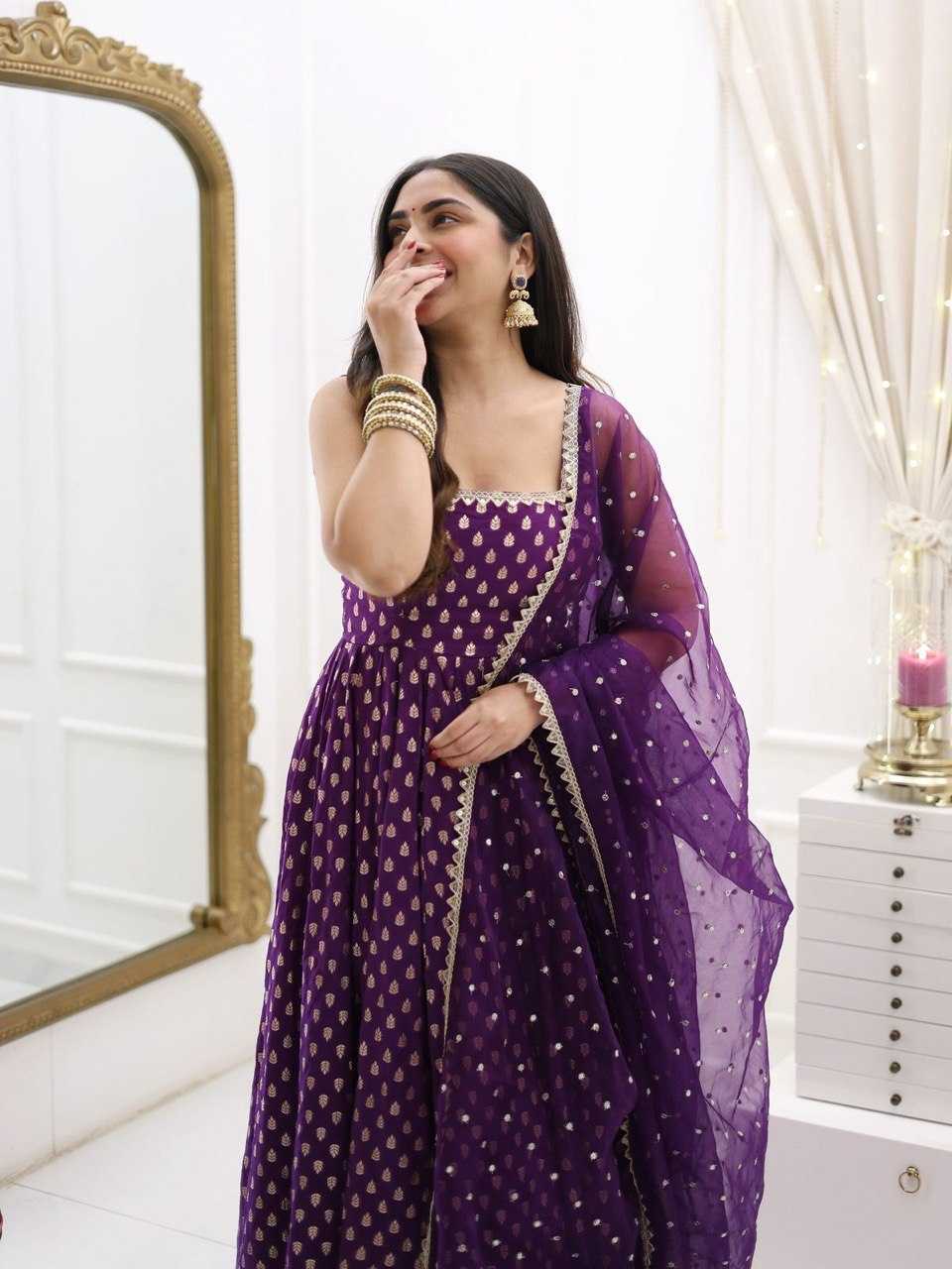 Ynf Jacquard RIN162 5882 Gowns Wedding Collections Festive Collections Wholesale Silk Gowns Gown With Dupatta Lace Gowns Manufacturer
