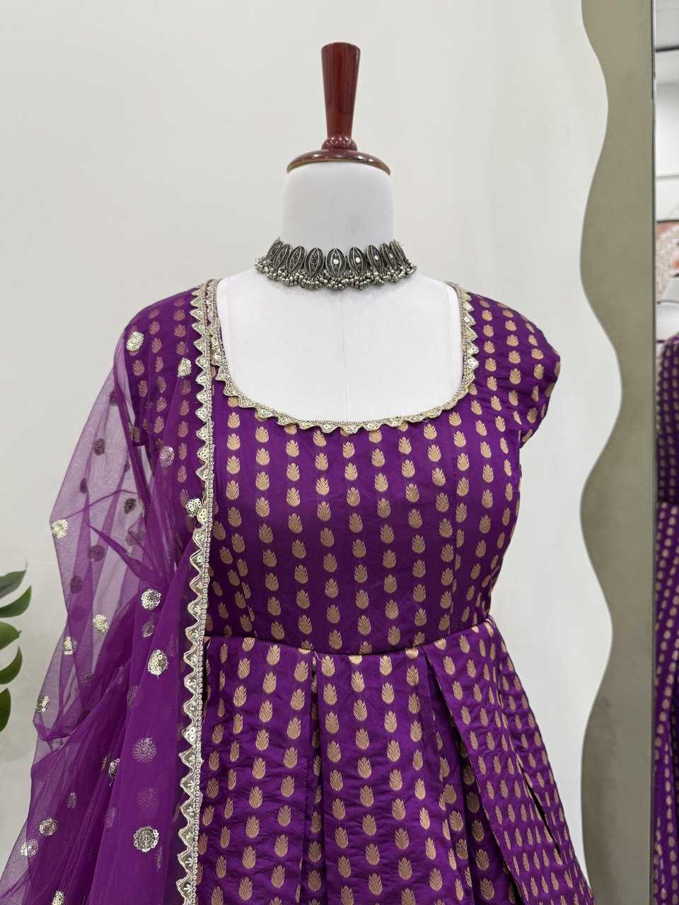 Ynf Jacquard RIN162 5882 Gowns Wedding Collections Festive Collections Wholesale Silk Gowns Gown With Dupatta Lace Gowns Manufacturer