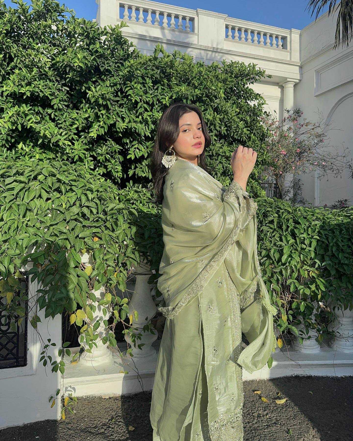 Ynf Jimmy Choo KESH492 1372 Suits & Dresses Wholesale Ladies Suits Embroidery Suits Palazzo Suit Manufacturer