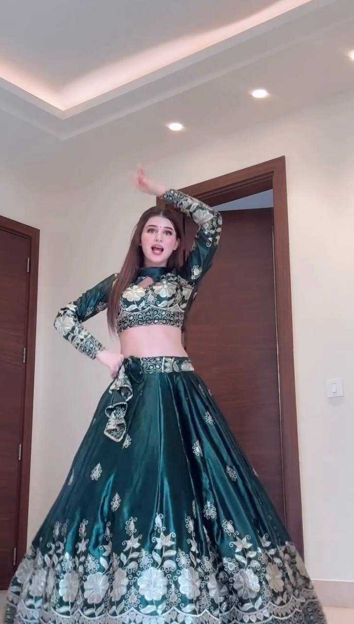 Ynf Jimmy Choo RIN162 365 Lehengas Wholesale Fancy Lehenga Silk Lehenga Embroidered Lehenga Manufacturer
