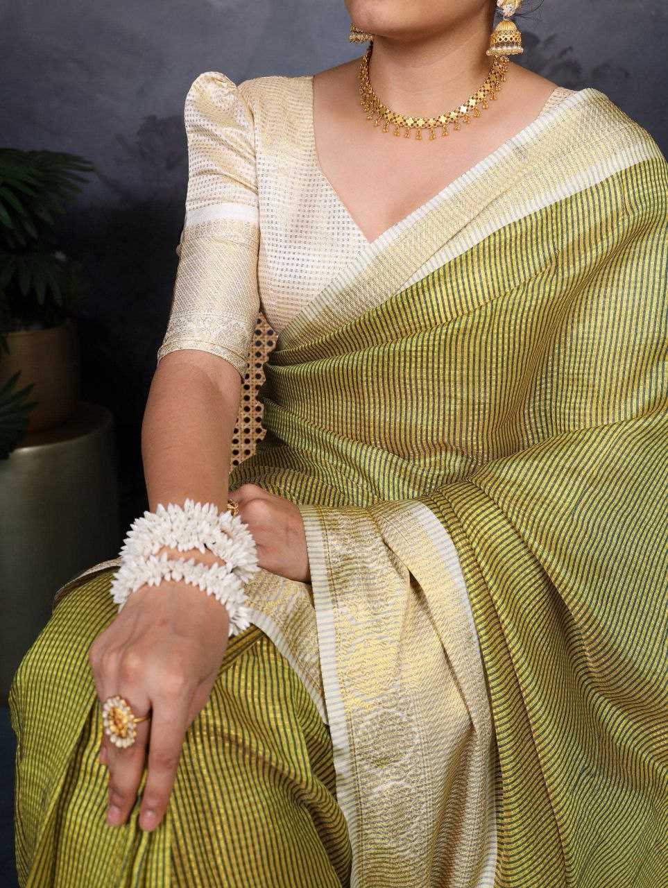 Ynf Kanjivaram Silk RIN216 Nita ambani Sarees Wedding Collections Festive Collections Wholesale Traditional Sarees Silk Sarees Sarees With Blouse Manufacturer