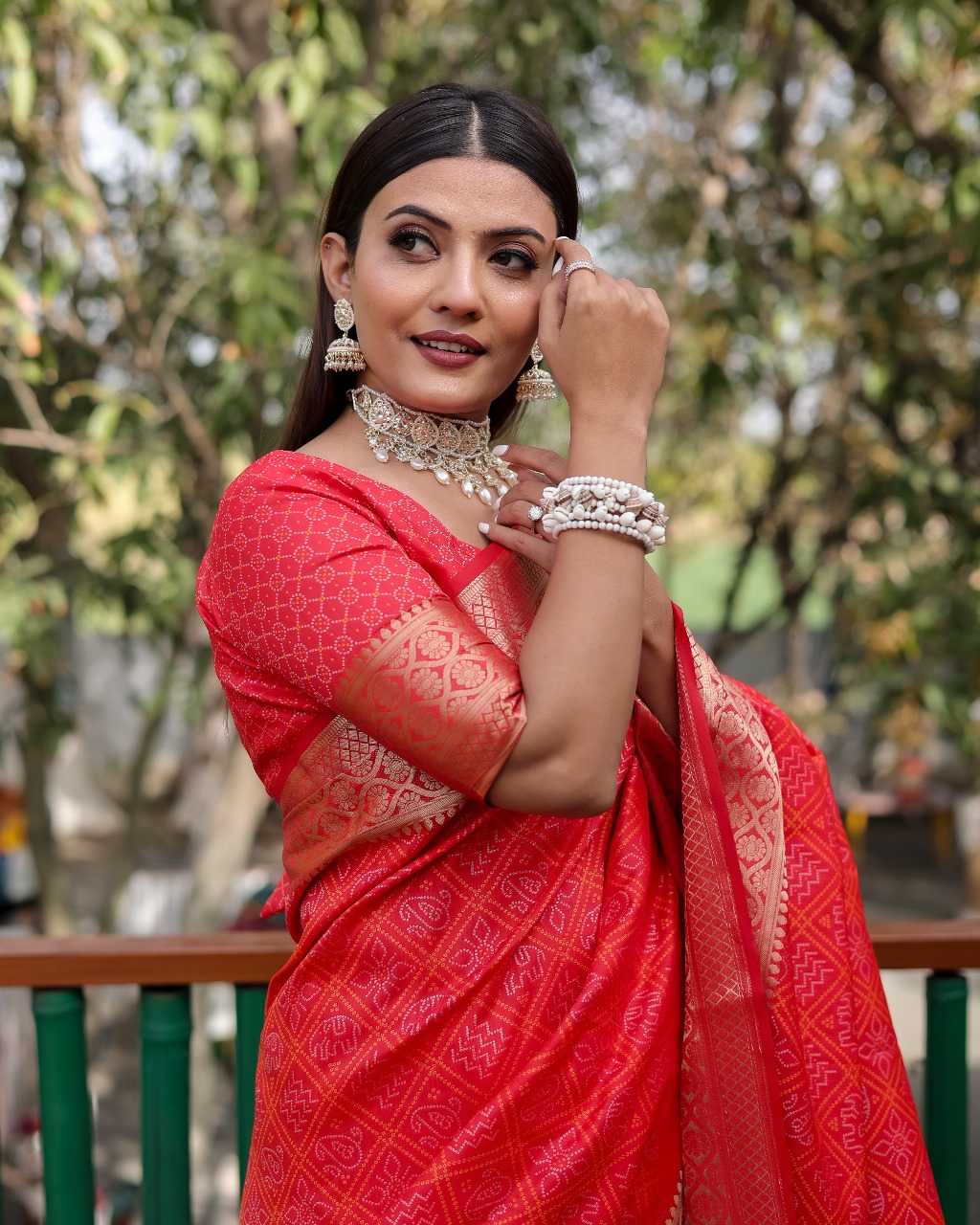 Ynf Patola Silk RIN144 AMRAPALI Silk Sarees Wedding Collections Festive Collections Wholesale Handloom Sarees Patola Sarees Zari Border Silk Sarees Manufacturer