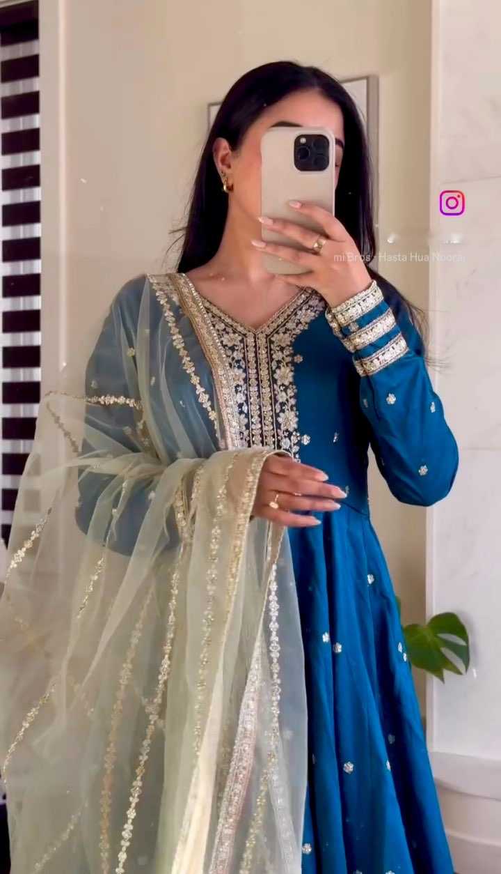 Ynf Pure Silk RIN197 4790 Suits & Dresses Wholesale Embroidery Suits Bridal Suits Designer dresses Manufacturer